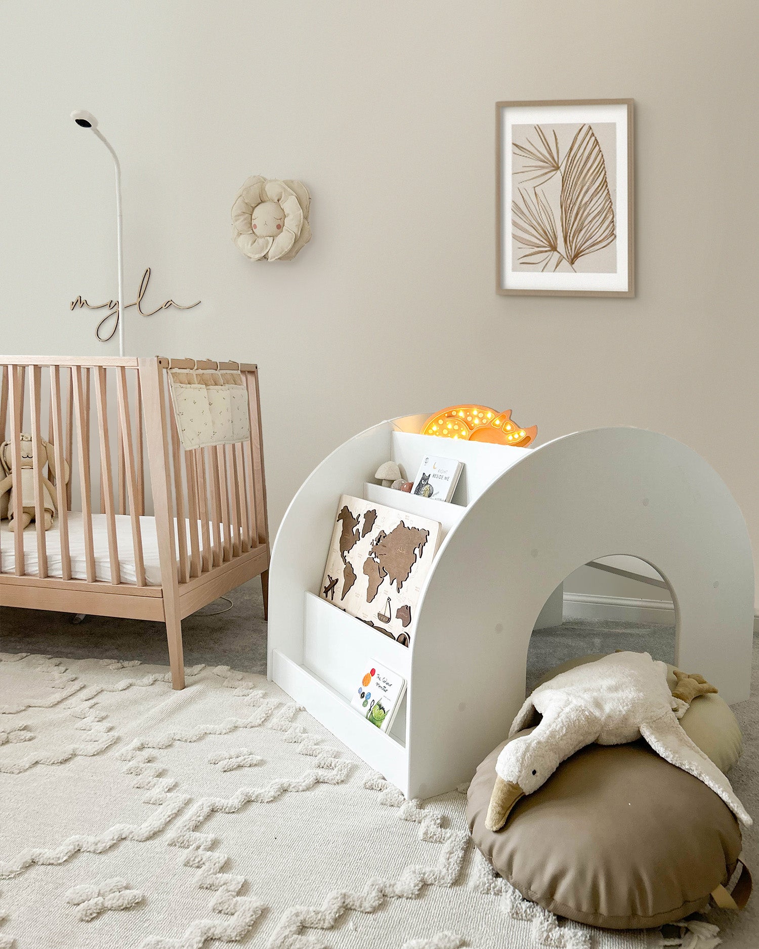 KUMPU Montessori kirjahylly | valkoinen