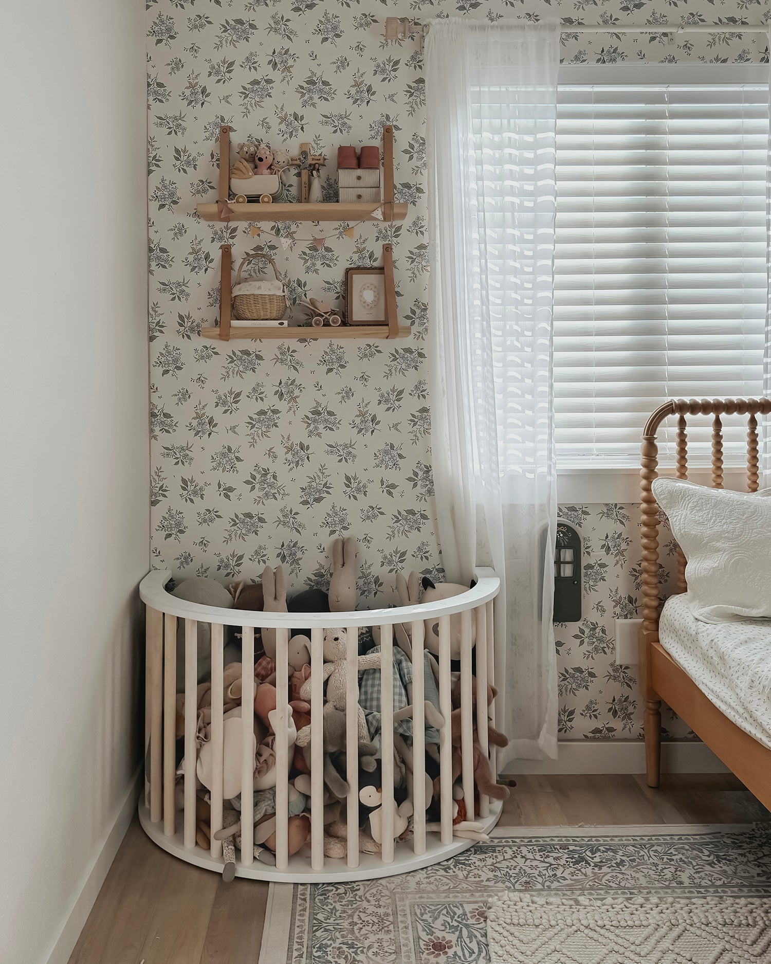 LUOTO II Kletterbogen | weiß - birke