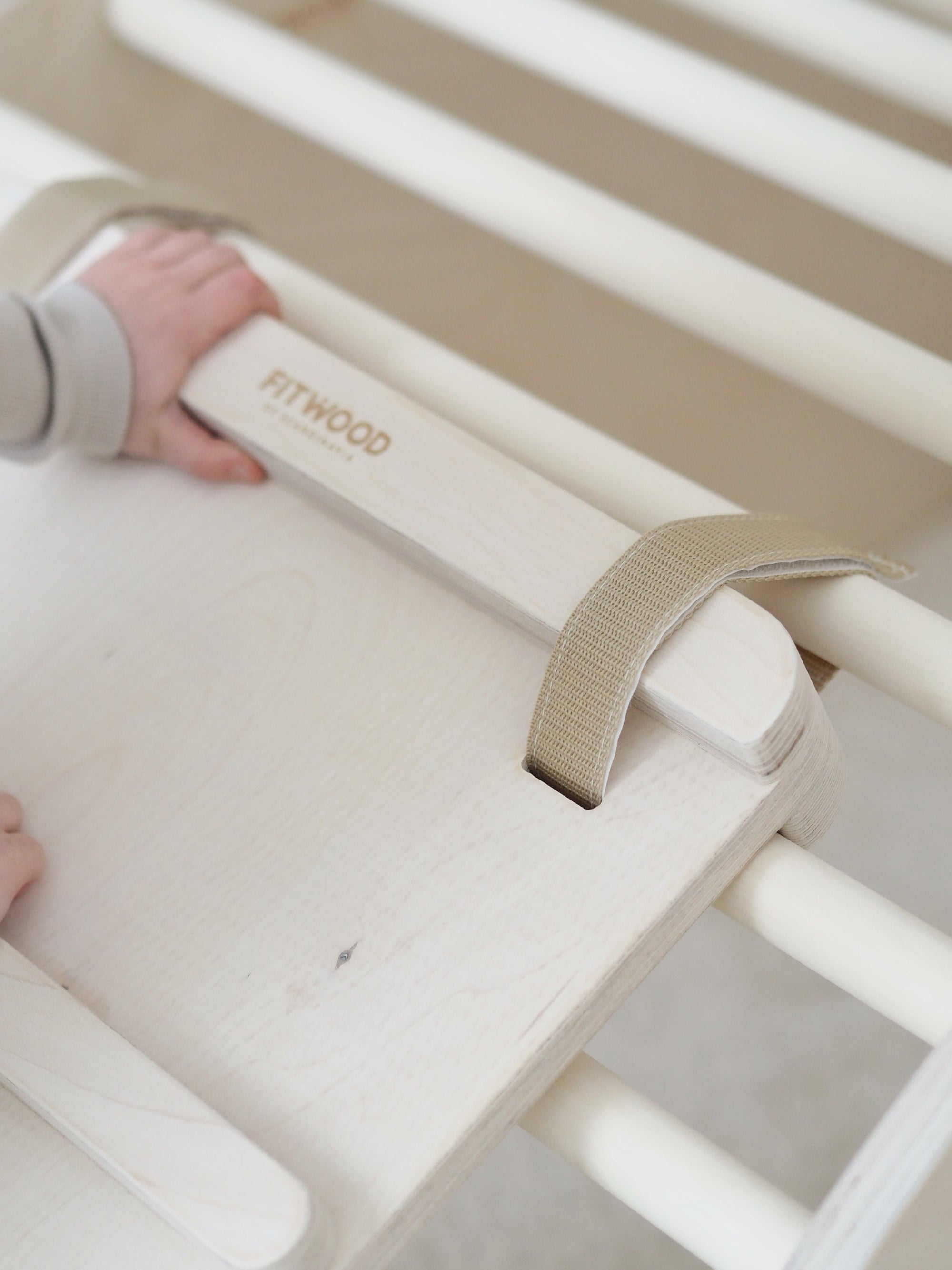 TUOHI II slide ramp | birch