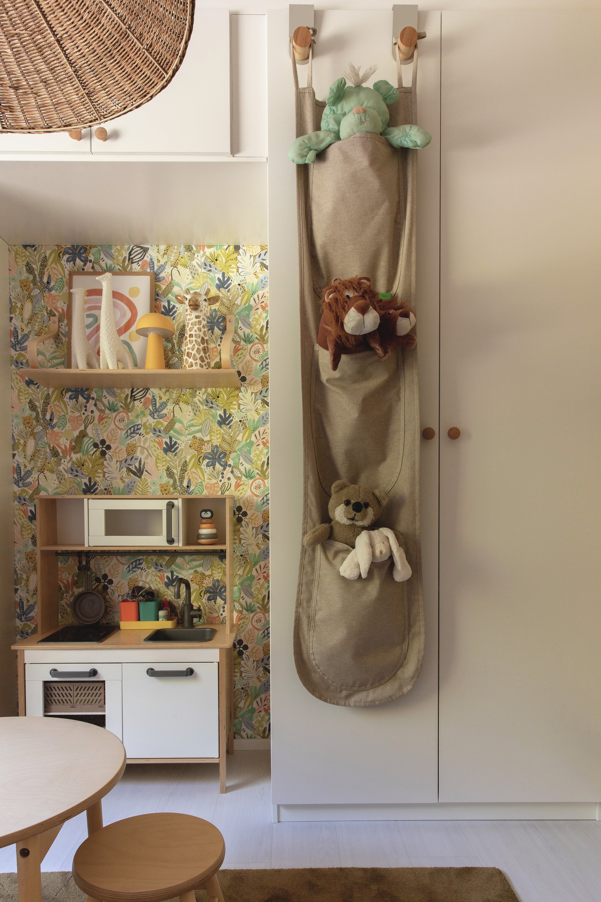 SUMU hanging storage
