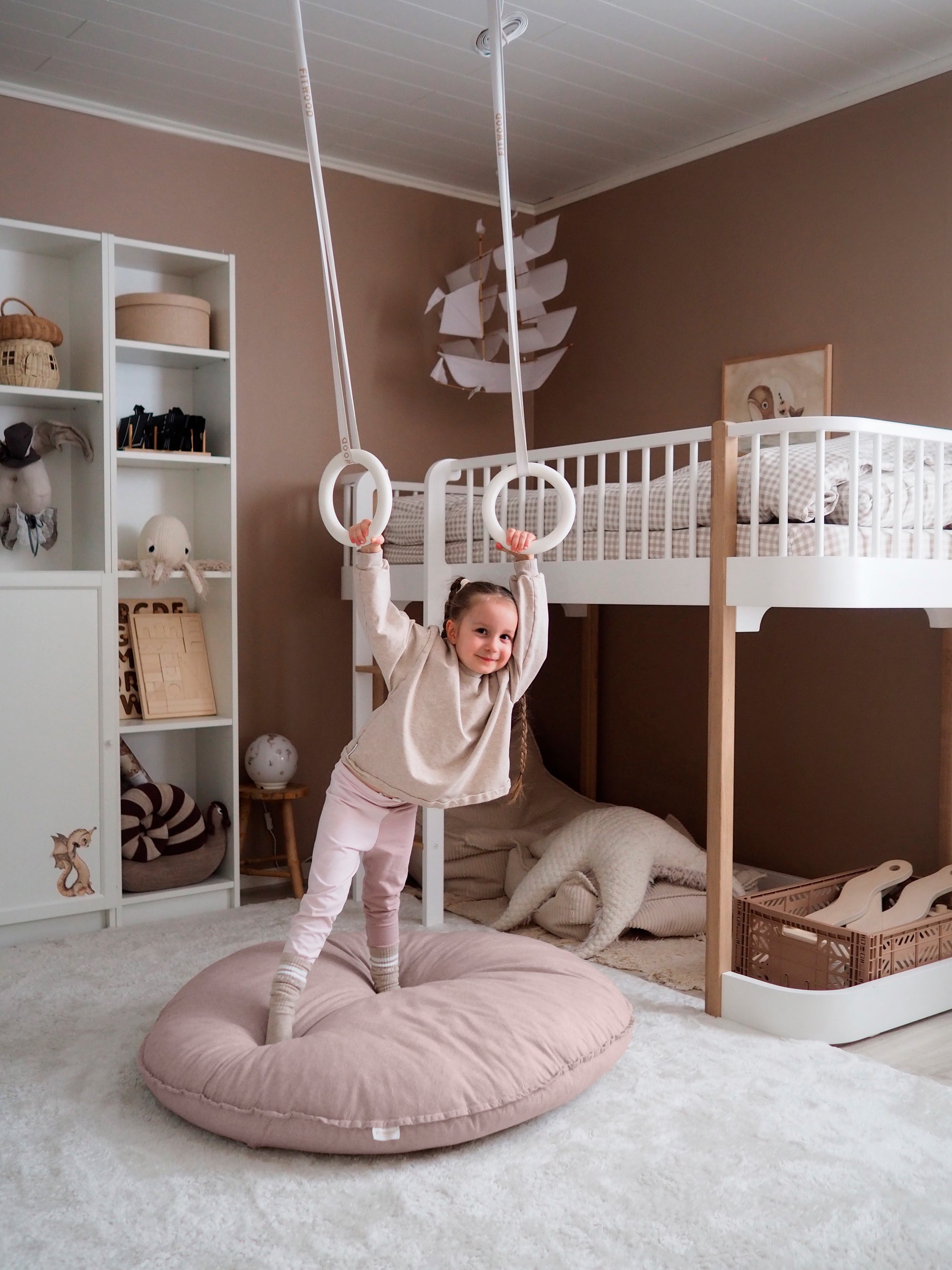 Coussin de sol LEMPI | rose clair